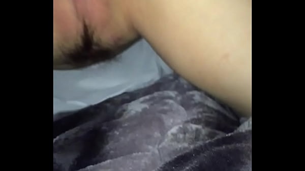 Guairense comendo uma asiatica