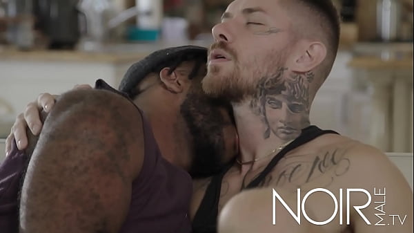 Hermanastro, dejame probar tu polla negra  