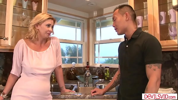 Milf Phyllisha Anne is alone her stepson in law.The dude takes the chance and fucks his big tits stepmom in law penetrating her ass and pussy  