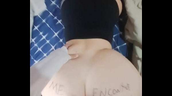 Lu&iacute;za Borges sendo destru&iacute;da e maltratada sem d&oacute; de 4 com o cuzinho bem pro alto.  