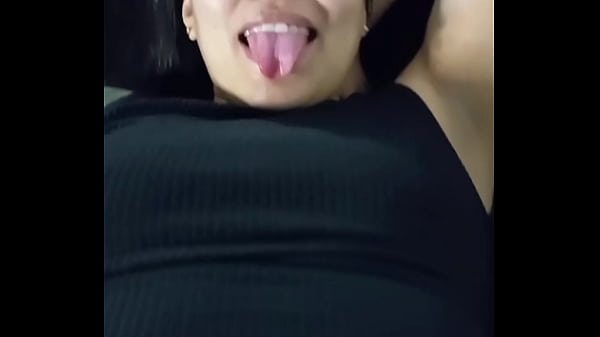 ME COJO A MI PADRASTRO QUE TIENE UNA POLLA GRANDE LLENA DE LECHE PARA MI  