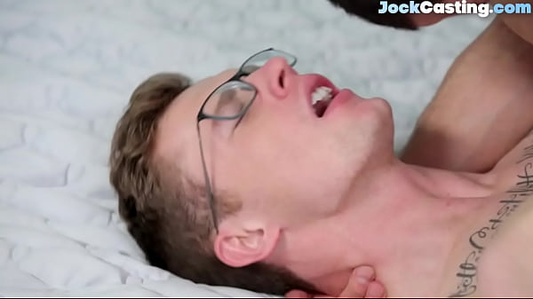 Nerdy bottom sucks before pounded by casted stud 
