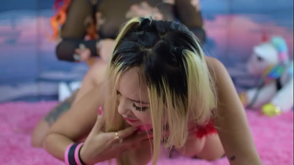 Two girls roleplay: Domme and Submisse with Pussy Fucking