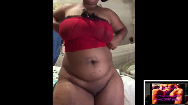 Addam22007 - Big ass nasty baddie masturbates & squirts.