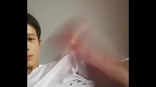 Trai thẳng sục cu 