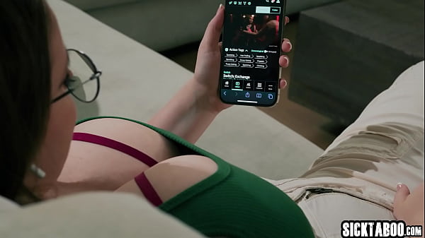 BBW Codi Vore masturbated and experienced hardcore pussy fucking after she gave a blowjob  