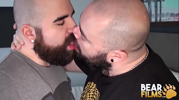 Bottom Gay Bear Raw Breed After Blowjob