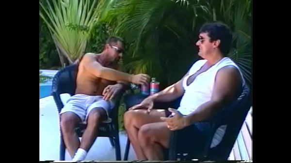 Horny dude and fat gay doing blowjob near by pool 