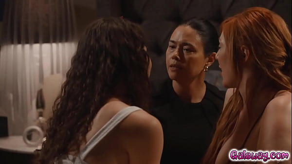 Liz and Freya wants to have penetration