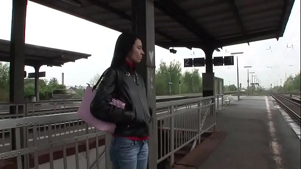 Angelabert und gleich gefickt ....