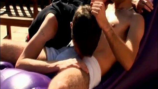 Lee and Taylor's Backyard Fuck