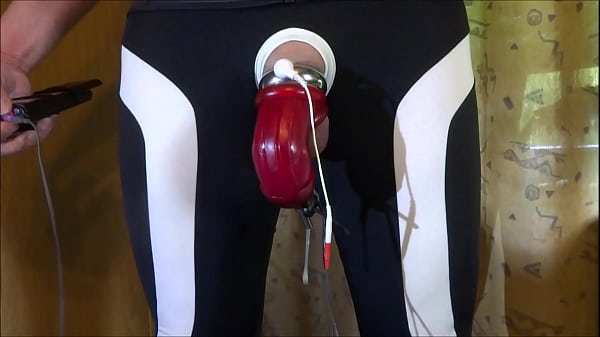 E-Stim - Abspritzen mit Penish&uuml;lle  