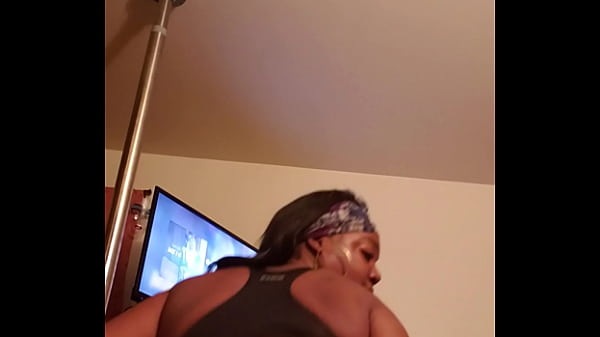 Tramp twerking shy as hell  