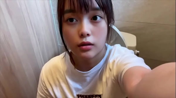 【ト◯レオナニー】もうまんこがくちゅくちゅになるくらいオナニーしてしまいました&hellip;。今日も沢山潮でちゃったな。