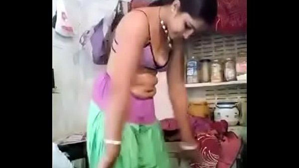 Bhabhi cloth change