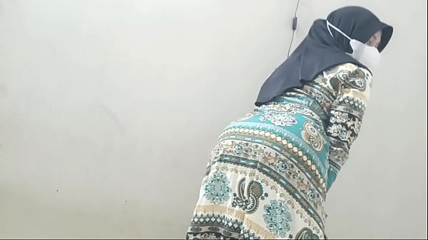 Invite your sister-in-law when the house is quiet