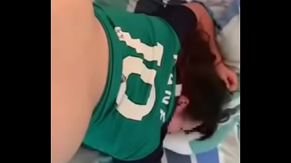 culona gime c&oacute;mo perra