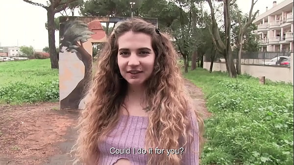 Ragazza sexy italiana accetta 1000&euro; per fare sesso con uno sconosciuto - English subtitles - @maelita