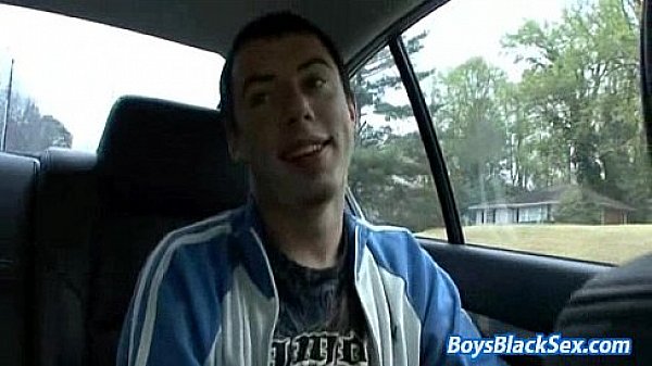 Black Muscled Dude Fuck Gay White Twing Deep 04