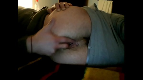 Italian Guy stretch his hole