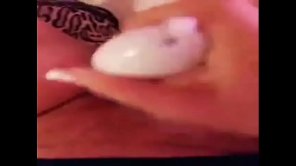 us slut gives a privat show an periscope  