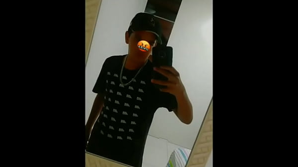 Novinha safada gosta de rebolar pro macho  