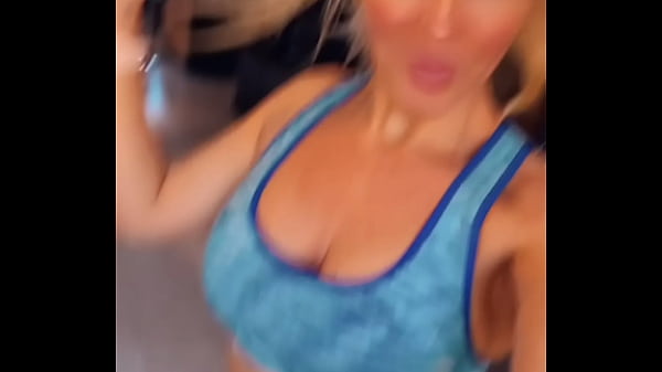 Un peu de sport avec moi? Qu'attends-tu pour t'abonner et me rejoindre ...