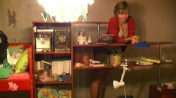 Horny couple fucking getting cash for their great sex tape