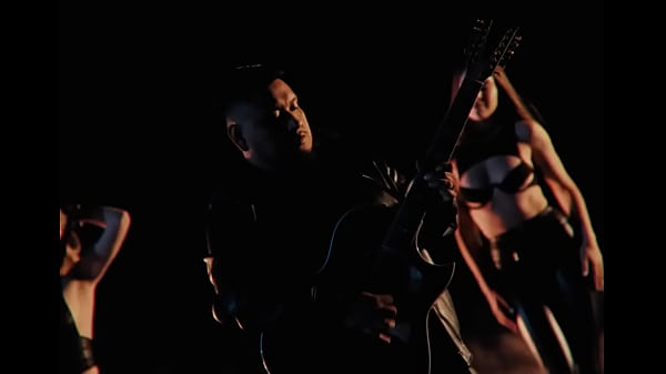 JOP HAC&Eacute; DEBUTAR  