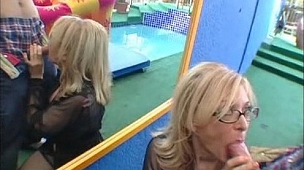 Mamma pompino e scopata