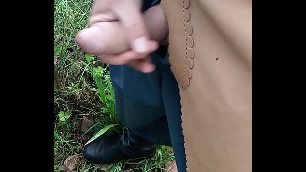 Ga&uacute;cho campeiro batendo uma 