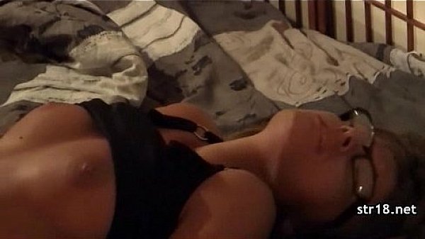 Cute teen amateur gives an amazing suck & fuck  