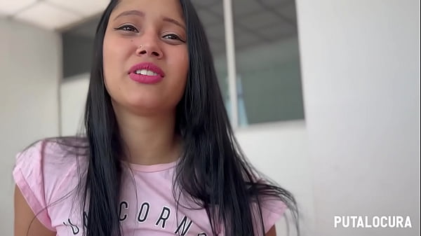 PutaLocura - Torbe charla y folla muy cerdo con la sexy colombiana L&iacute;a Ponce