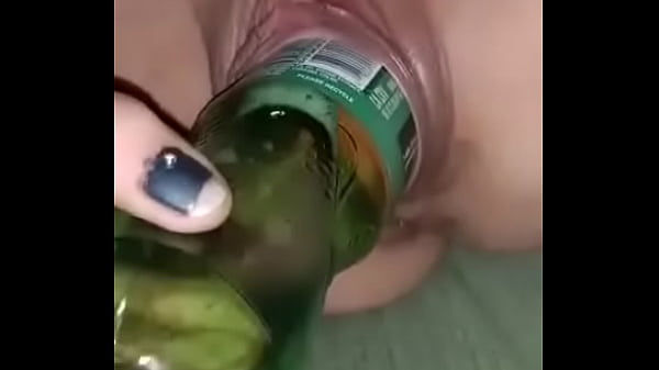 Water bottle deep in my pussy