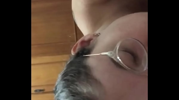 Marido xingando. Completo no RED  