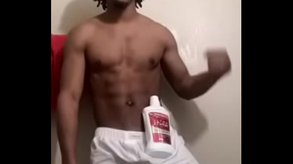 King dream balancing on his dick