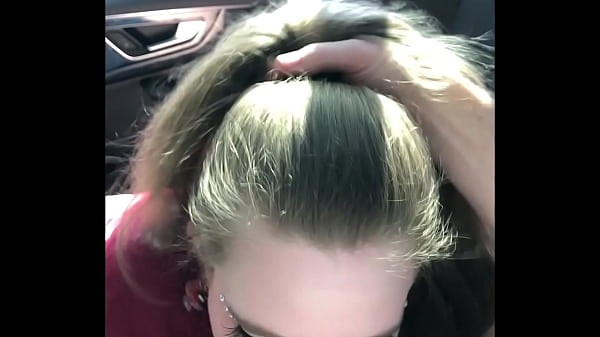Blonde Slut Suck in Parking Lot