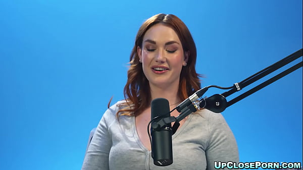 Siri Dahl shows how to orgasms!