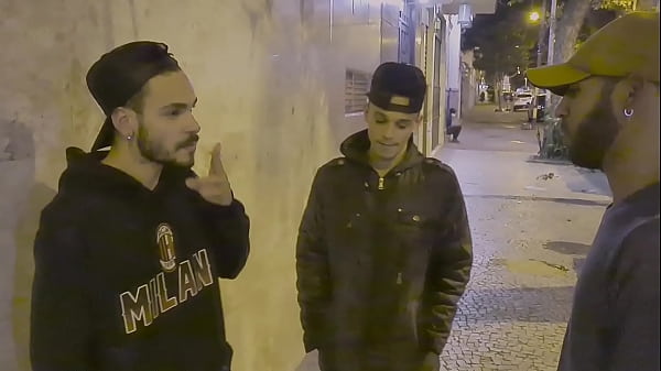 And my friend we had sex with a guy who walked Lapa without frills  