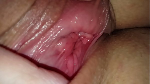 Wife gets her soaking wet pussy played with.