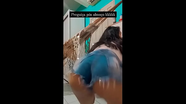 Sou safada e rebolo com vontade  