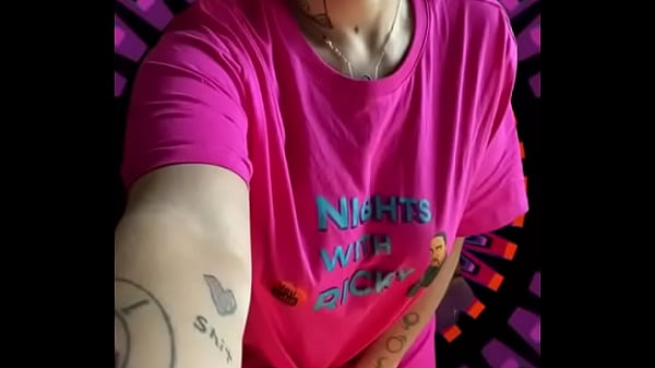 Reeses Pieces Bounce When She Walk