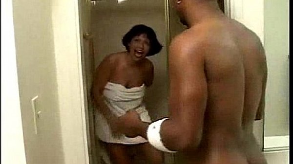 MILF fucked and get a facial from black dude
