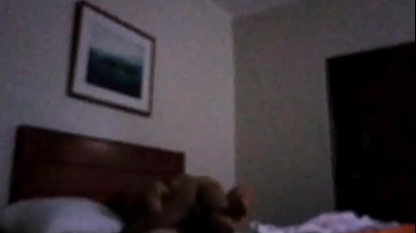 Esposo filmando bella esposa con otro 