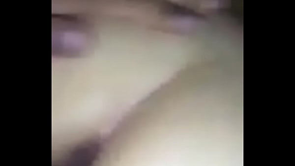 a mi amiga de 18 a&ntilde;os le gusta coger rico