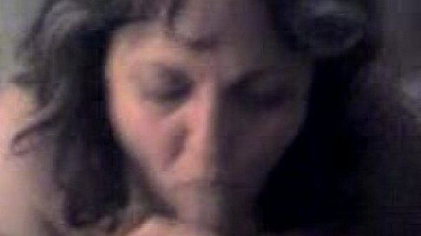 Kristen Taylor sucks off boyfriend