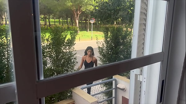 Yoga pants gym girl gets cramped