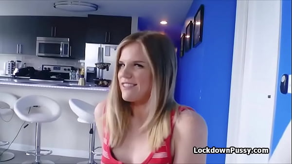 Nikki blows landlord for free rent