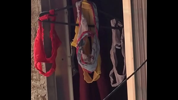 Calcinhas da visinha  