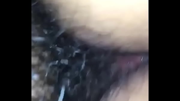 Cu&ntilde;ada se calienta y no se aguanta a montarme